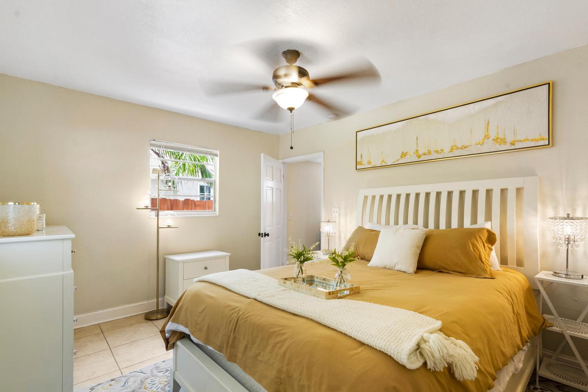 Chic Downtown Vacation Home And Guest Home 웨스트 팜 비치 외부 사진
